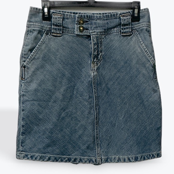 GAP Dresses & Skirts - Gap Jeans Womens Vintage 2004 Denim Mini Skirt Blue Crosshatch Wash Size 4